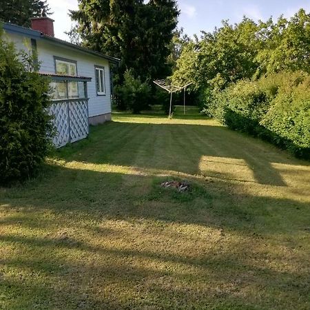 Mysig Stuga Nara Havet Och Naturreservat Jomala Buitenkant foto