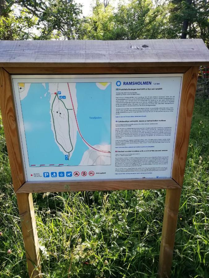 Mysig Stuga Nara Havet Och Naturreservat Jomala Buitenkant foto